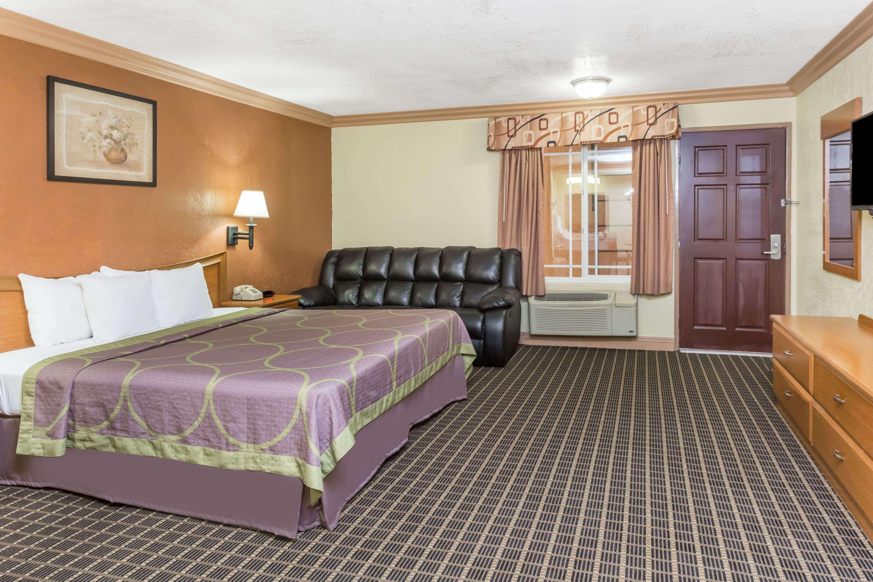 ซูเปอร์ 8 บาย วินด์แฮม อซูซา Motel อาซูซา ภายนอก รูปภาพ