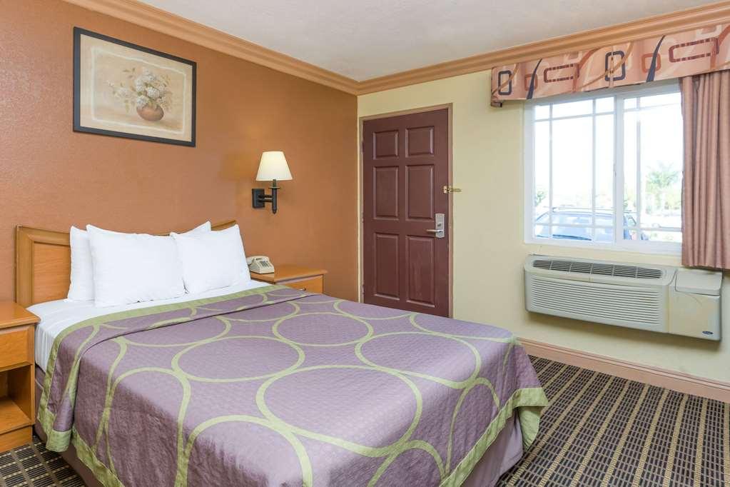 ซูเปอร์ 8 บาย วินด์แฮม อซูซา Motel อาซูซา ห้อง รูปภาพ
