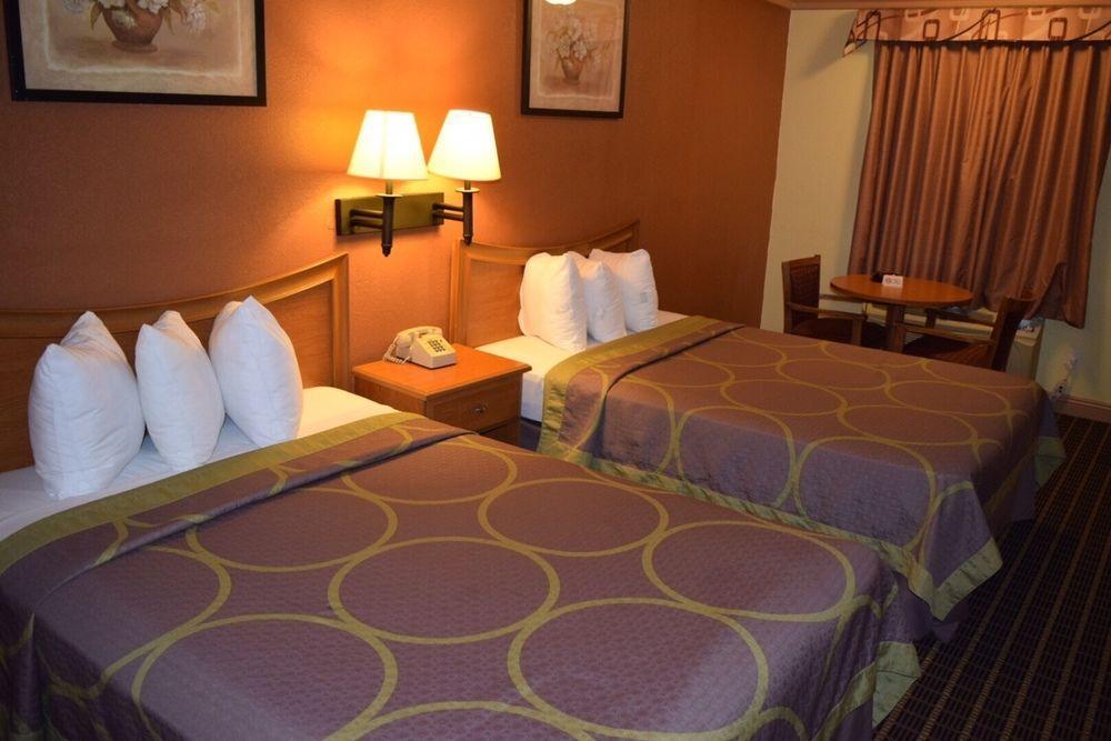 ซูเปอร์ 8 บาย วินด์แฮม อซูซา Motel อาซูซา ภายนอก รูปภาพ