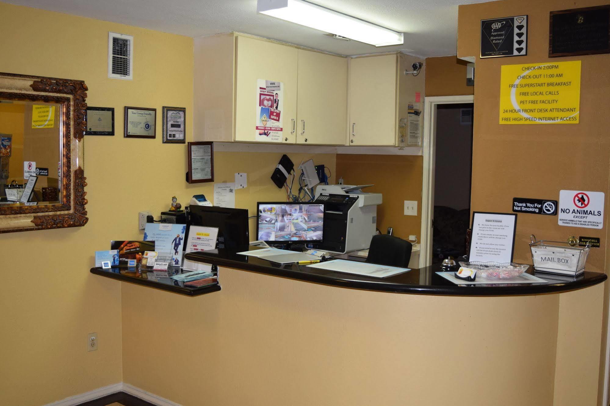 ซูเปอร์ 8 บาย วินด์แฮม อซูซา Motel อาซูซา ภายนอก รูปภาพ